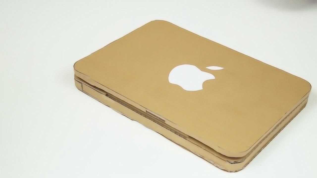 外国手工达人的创意制作用硬纸板制作笔记本电脑成品太逼真