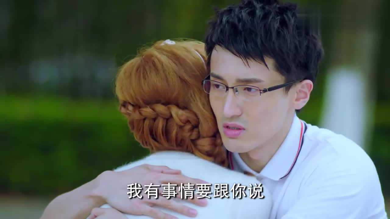 包念念险些被车撞,当场被吓哭,方思齐急忙赶到心疼抱住媳妇