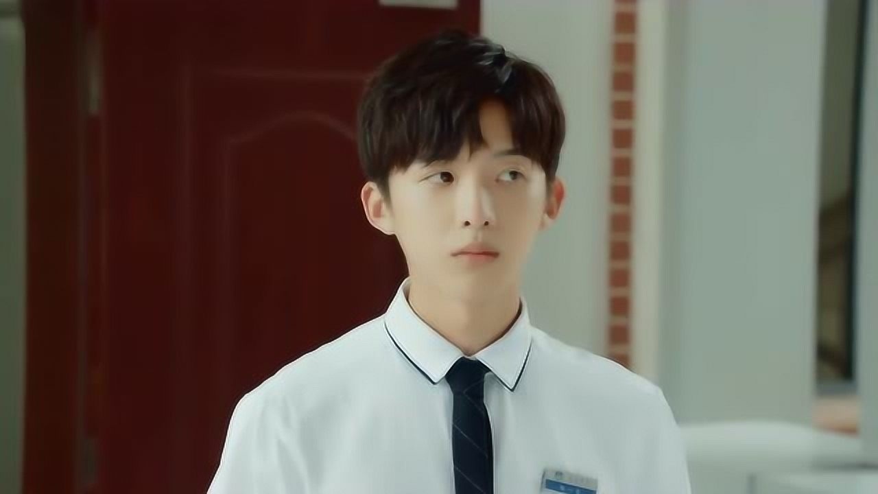 时光与你都很甜张昊天点歌送林星辰公然与班长竞争陆一白吃醋了