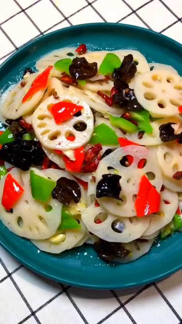 饭前小菜之凉拌藕片味道香辣爽脆