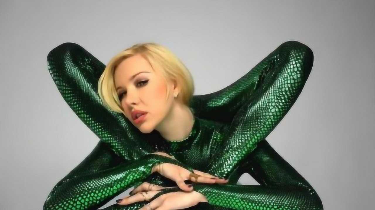 四肢任意折叠一个动作至今无人模仿简直没有骨头