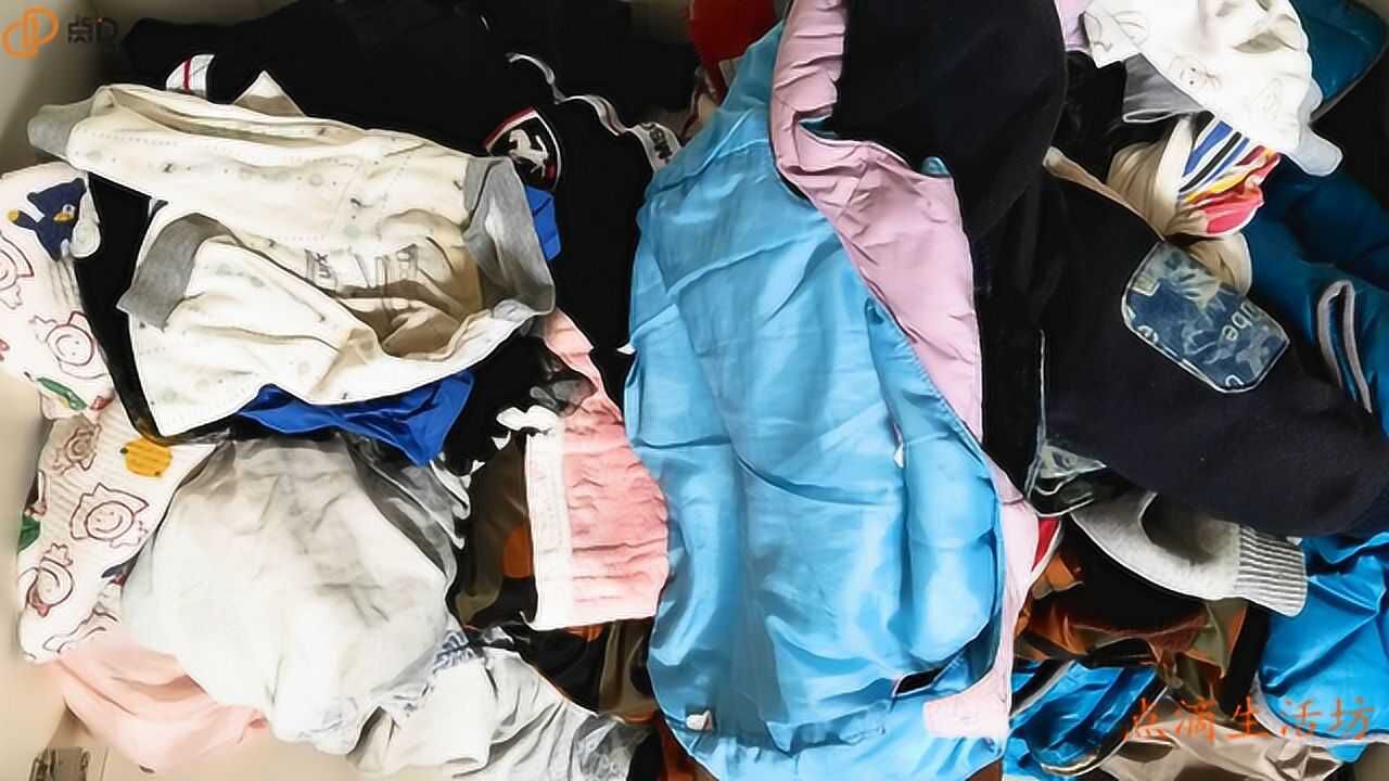 家里旧衣服太多,扔了可惜不扔占地方,该怎么解决呢?看完涨知识