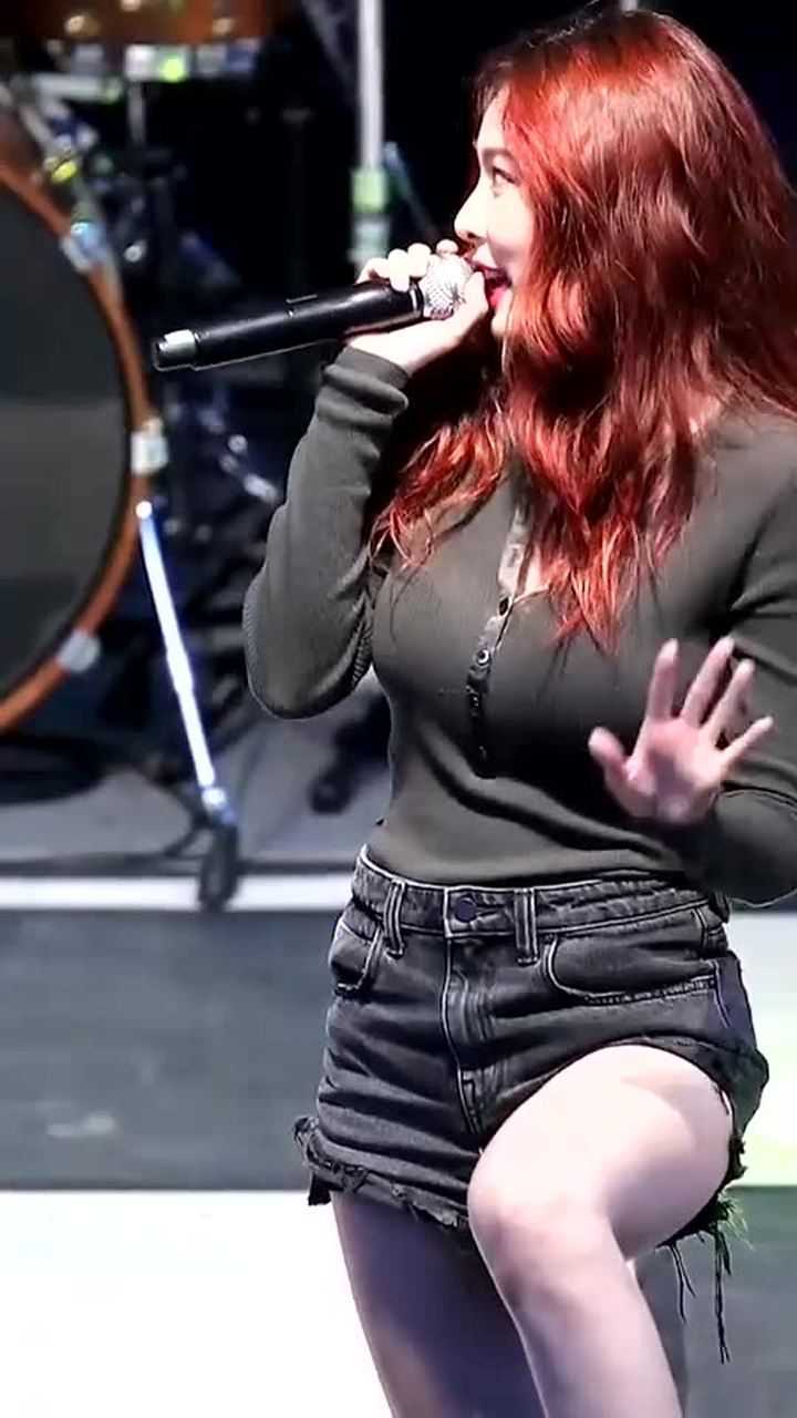 泫雅表演现场.舞蹈名场面,身姿妖娆性感撩人