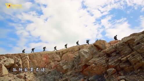 致敬！原创MV《胡杨恋曲》，唱出了戍边军人的壮志豪情