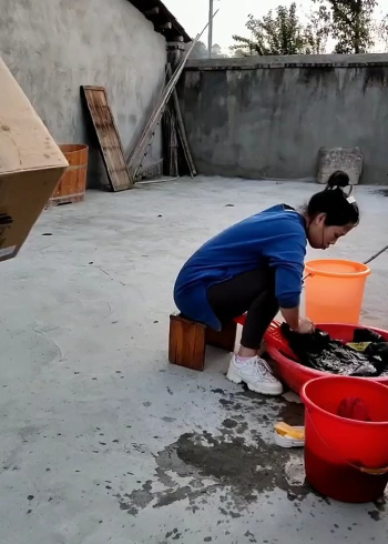农村人的生活就是这么朴实无华且枯燥