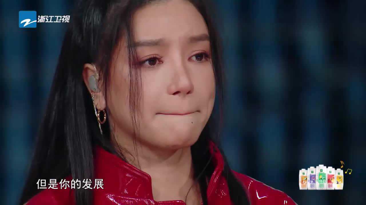 天赐的声音第一季第8期江映蓉哭了