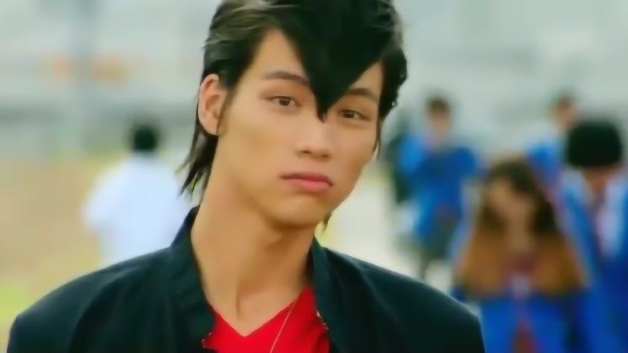 假面骑士名场面剧场版法爷将腰带还给四仔约定五年后再会