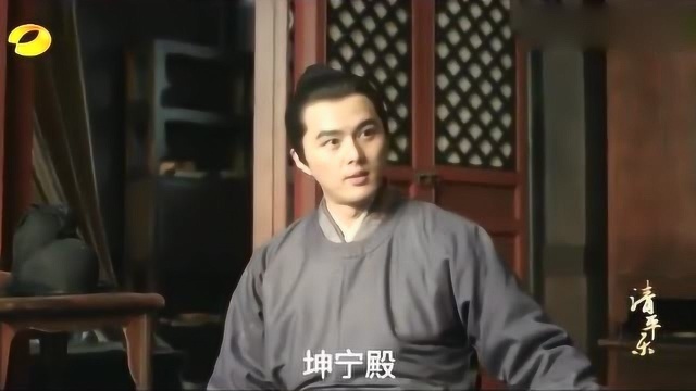 张先生告诉镣子,就算张娘娘生了儿子,他恐怕也当不了皇后