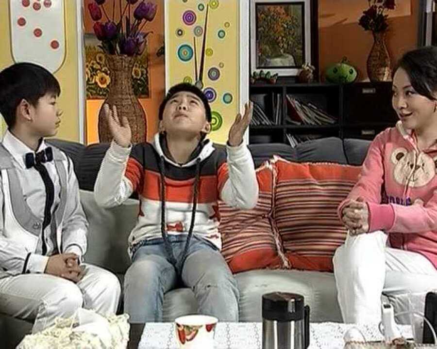 星际精灵蓝多多蔡小豆要睡哪里呢他要让爸爸睡马路