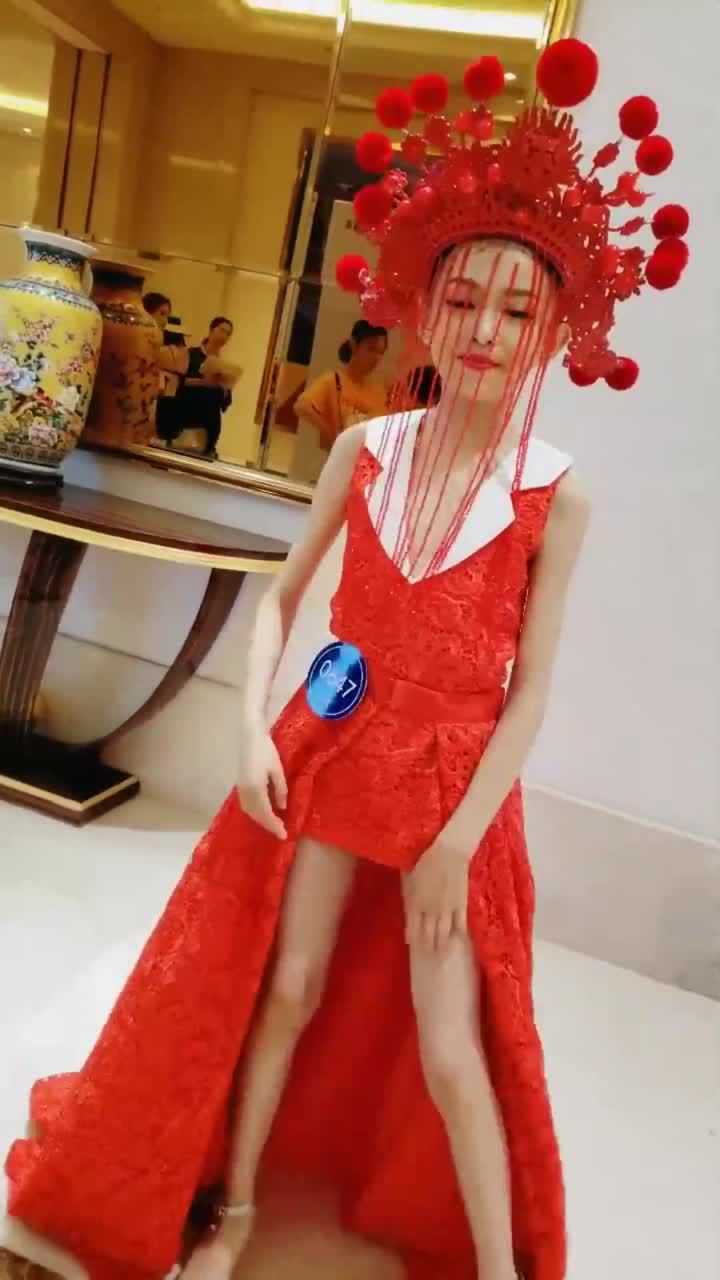 童模宋小睿穿的这一身好看的没话说气质十足