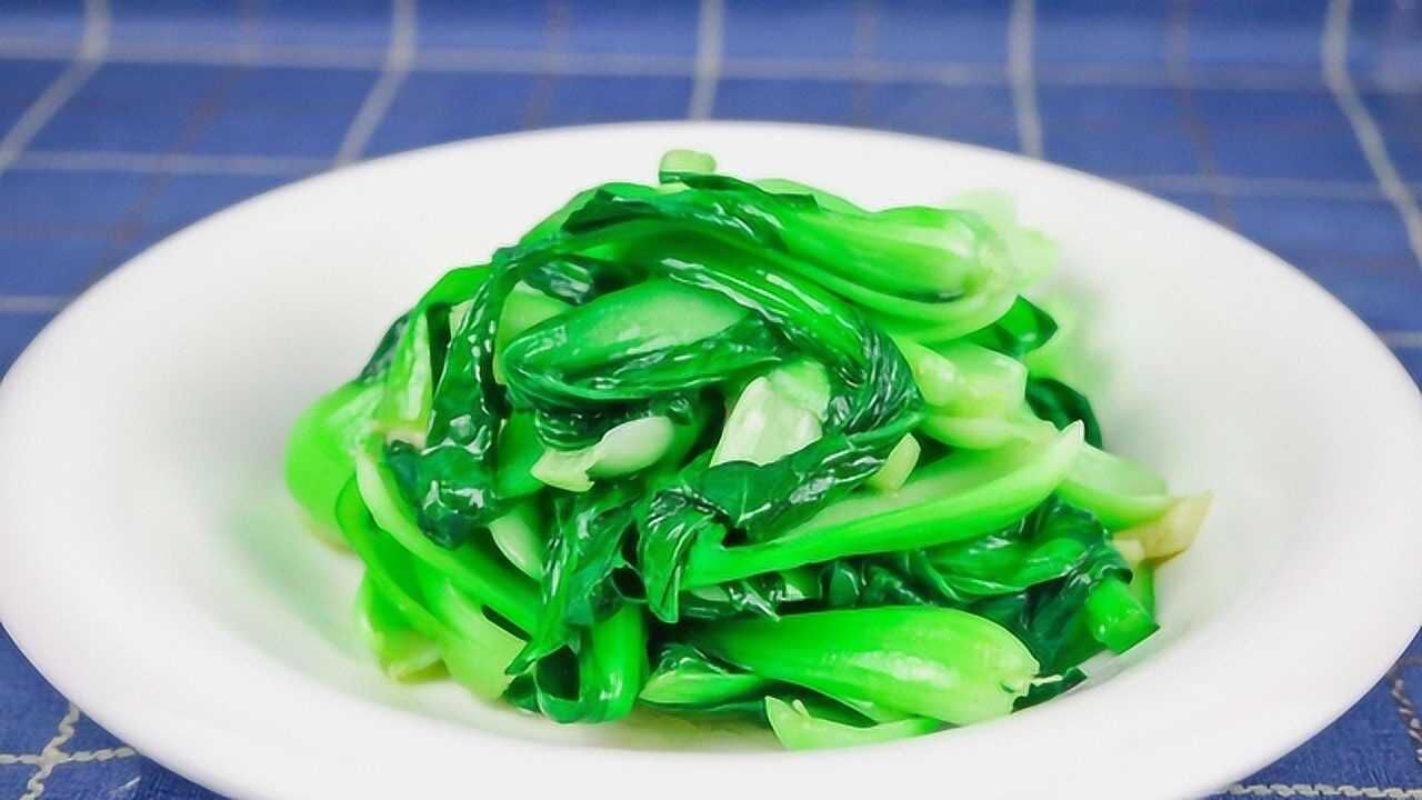 教你一道快手菜,清炒小油菜,大火爆炒出锅,青脆嫩绿最下饭