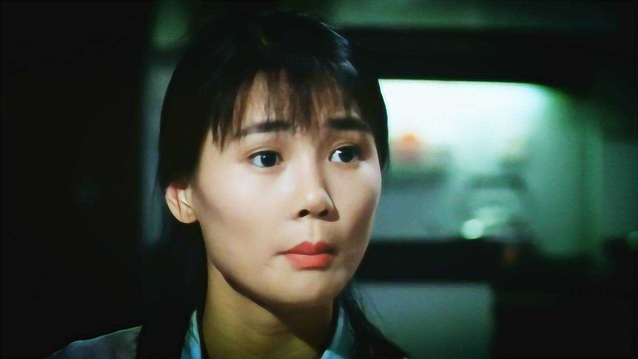 《驱魔警察》的阿莲,号称翻版张曼玉,却被许多人当成曾志伟老婆_电影