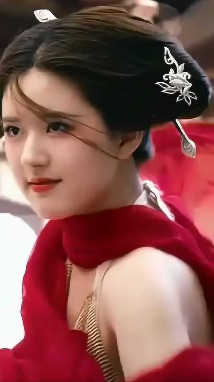 传闻中的陈芊芊一袭红衣妖娆美丽敢问姑娘是谁