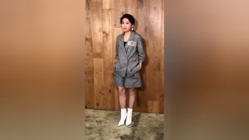 原本是舞台剧演员的导演彭秀慧，是魔方君心目中最会穿衣服的美女之一