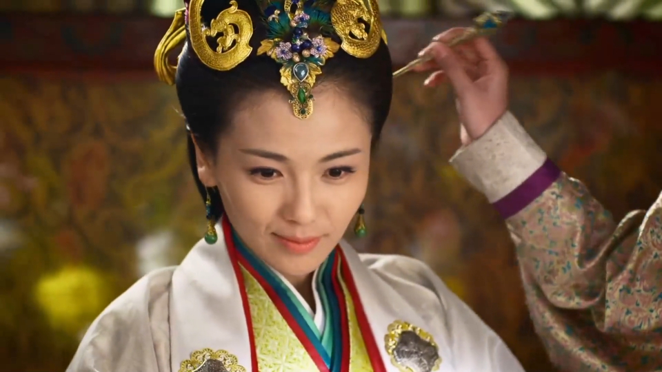 芈月传:威后突然离世,芈姝哭成了泪人,芈月却一滴泪都没掉