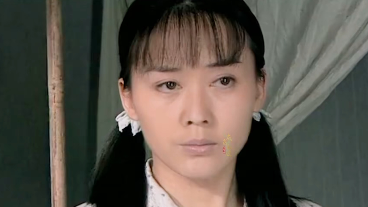 女知青为了得到返城名额,主动找村支书帮忙《红颜的岁月》