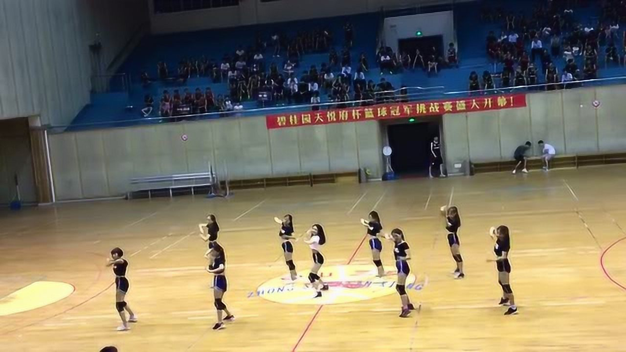 比三乡天气更“热”的是篮球挑战赛的开幕式_手机搜狐网