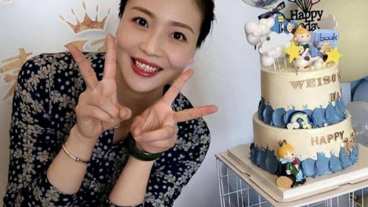 恭喜!前队长有了新职务,魏秋月宣传女排精神,网友:第二个郎平