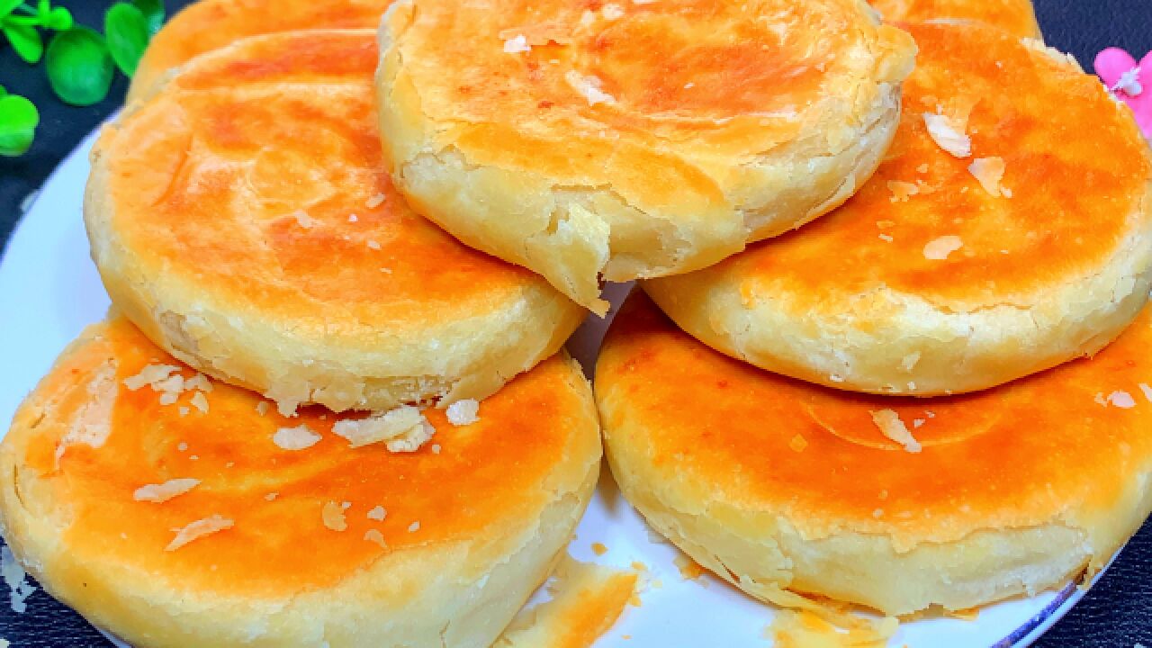 酥掉渣的黄金香酥烧饼,做法简单无难度,可烤可烙,吃一口满嘴香