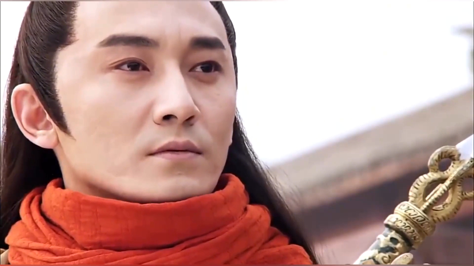 宇文成都和李元霸比武,只用一锤就将他打飞,小瞧了