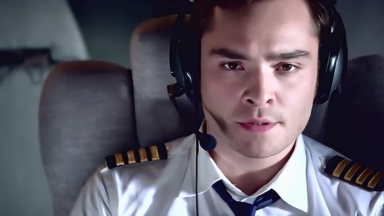 绝命航班:男子为给女友争水源,被人杀死,画面令人心酸