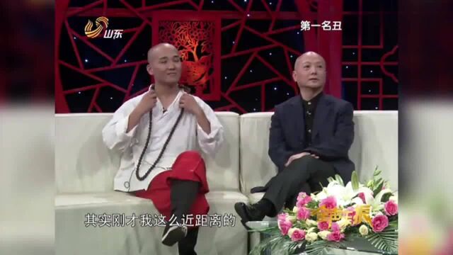 京剧名丑朱世慧年近7旬,看着才50出头,现场讲年轻秘诀