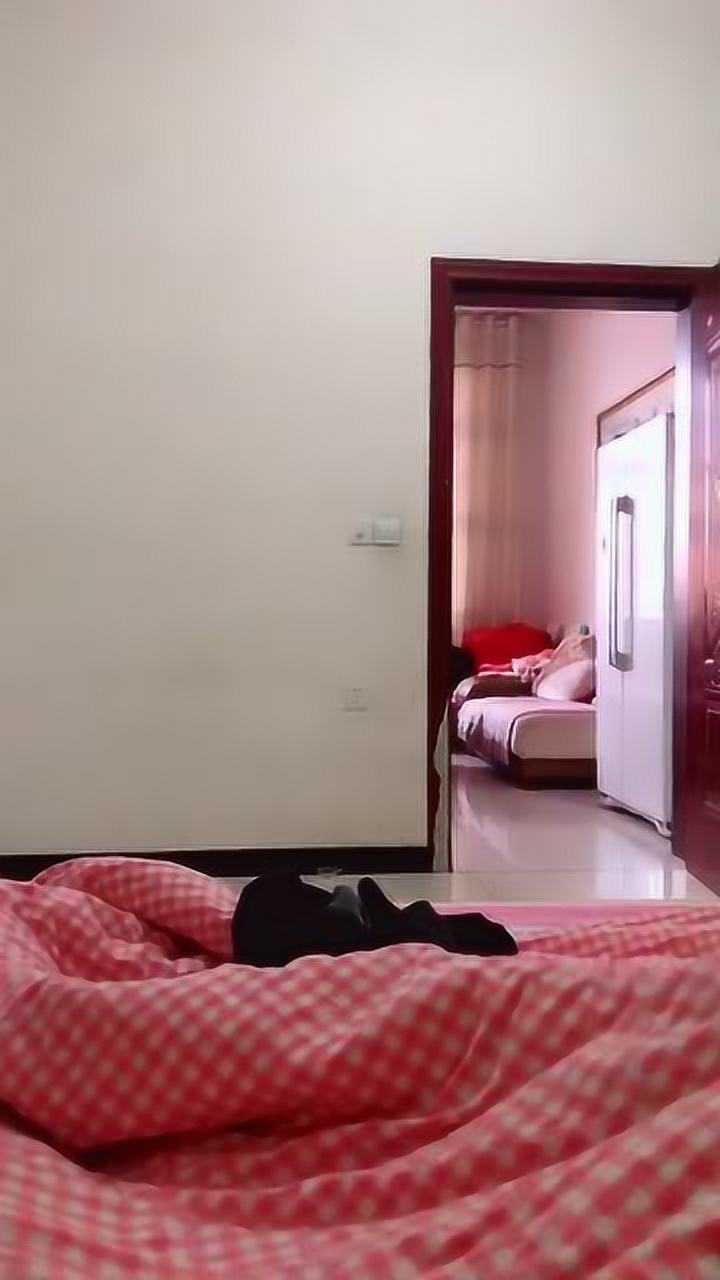 在女朋友家,睡着女朋友的床是什么感觉?