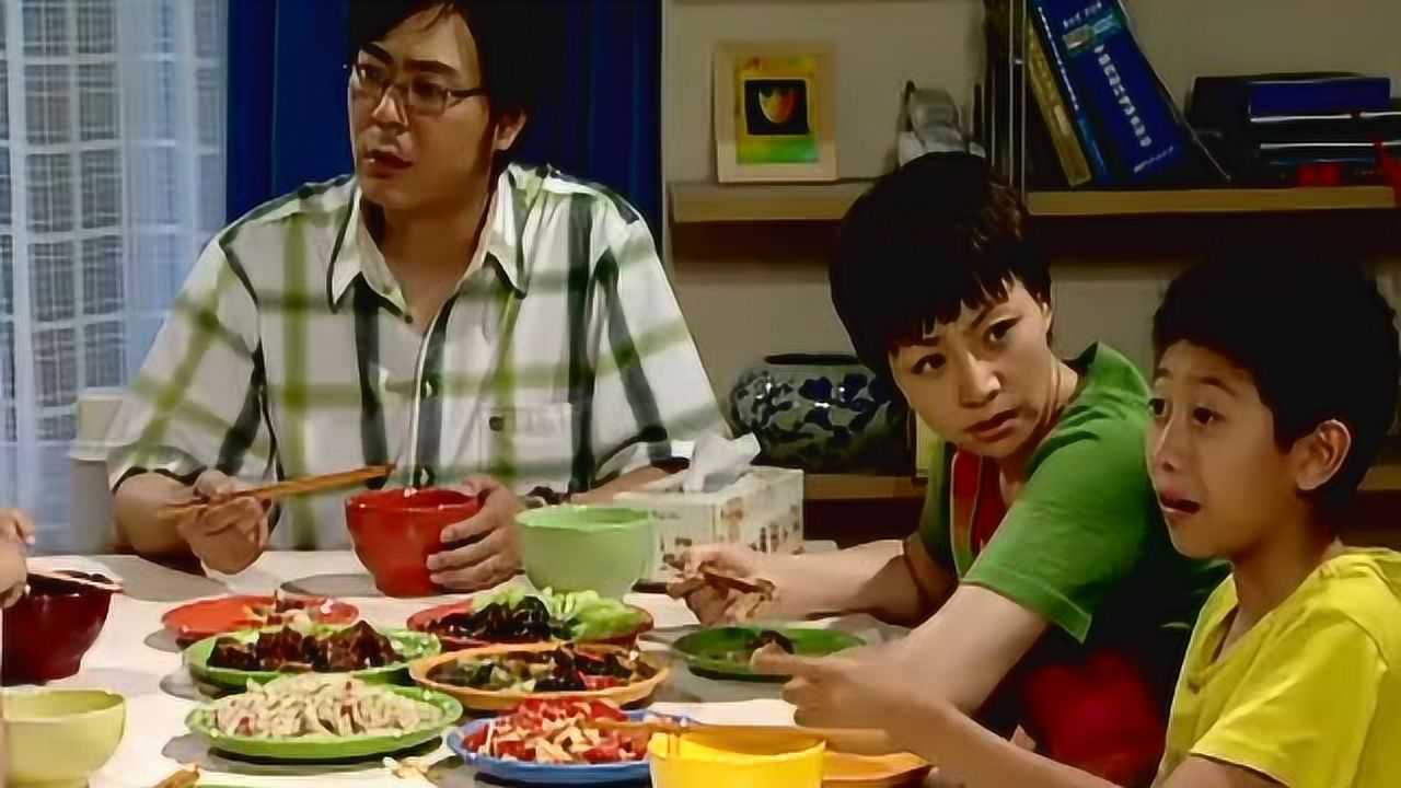 家有儿女夏雪吃饭时神志不清小雨立马破解果然是亲弟弟