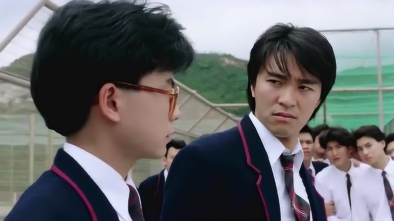 《逃学威龙1》周星驰三两下就摆平了校霸_腾讯视频