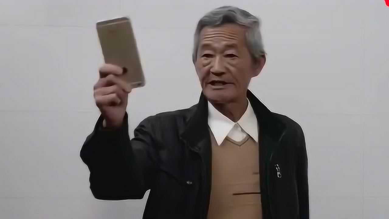 陈翔六点半妹大爷上课没收手机没想到发起狠连自己的也摔了