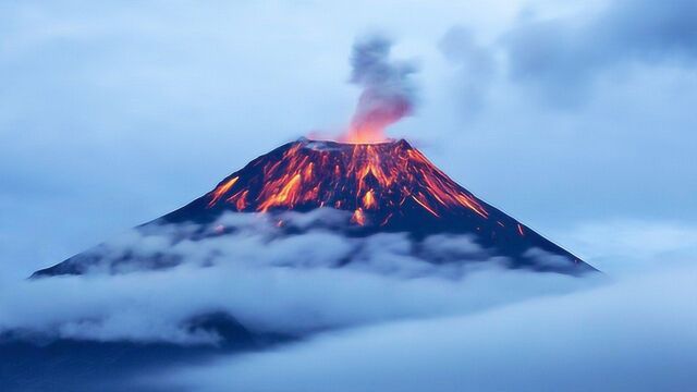 世界上火山最多的国家,带来了灾难,也成为了当地的旅游名片!