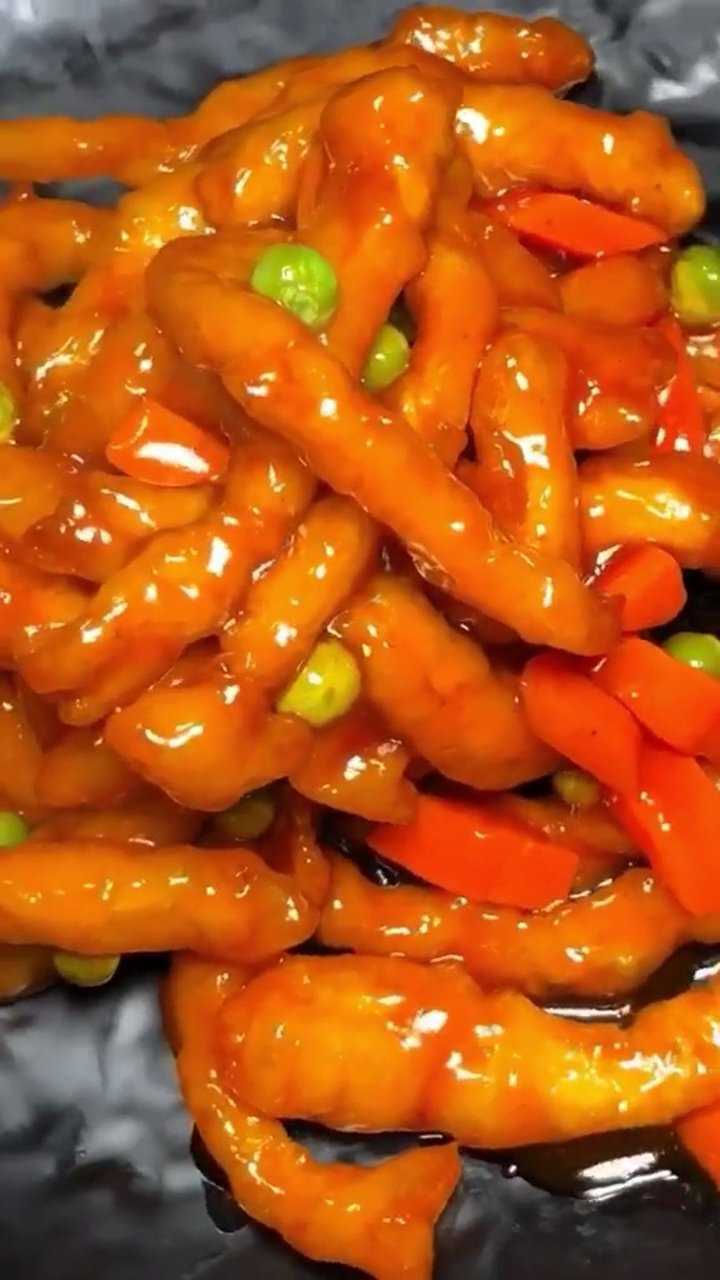 我相信这道蜜汁里脊肉绝对是小朋友的最爱了