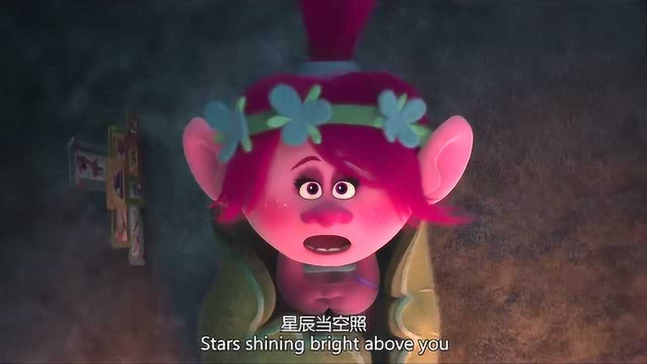 魔发精灵魔法手环亮起来了波比和精灵拥抱时间到了