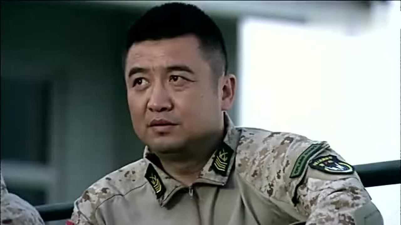 特种兵之火凤凰雷神回忆天狼执行任务的时候天狼是多么的勇敢