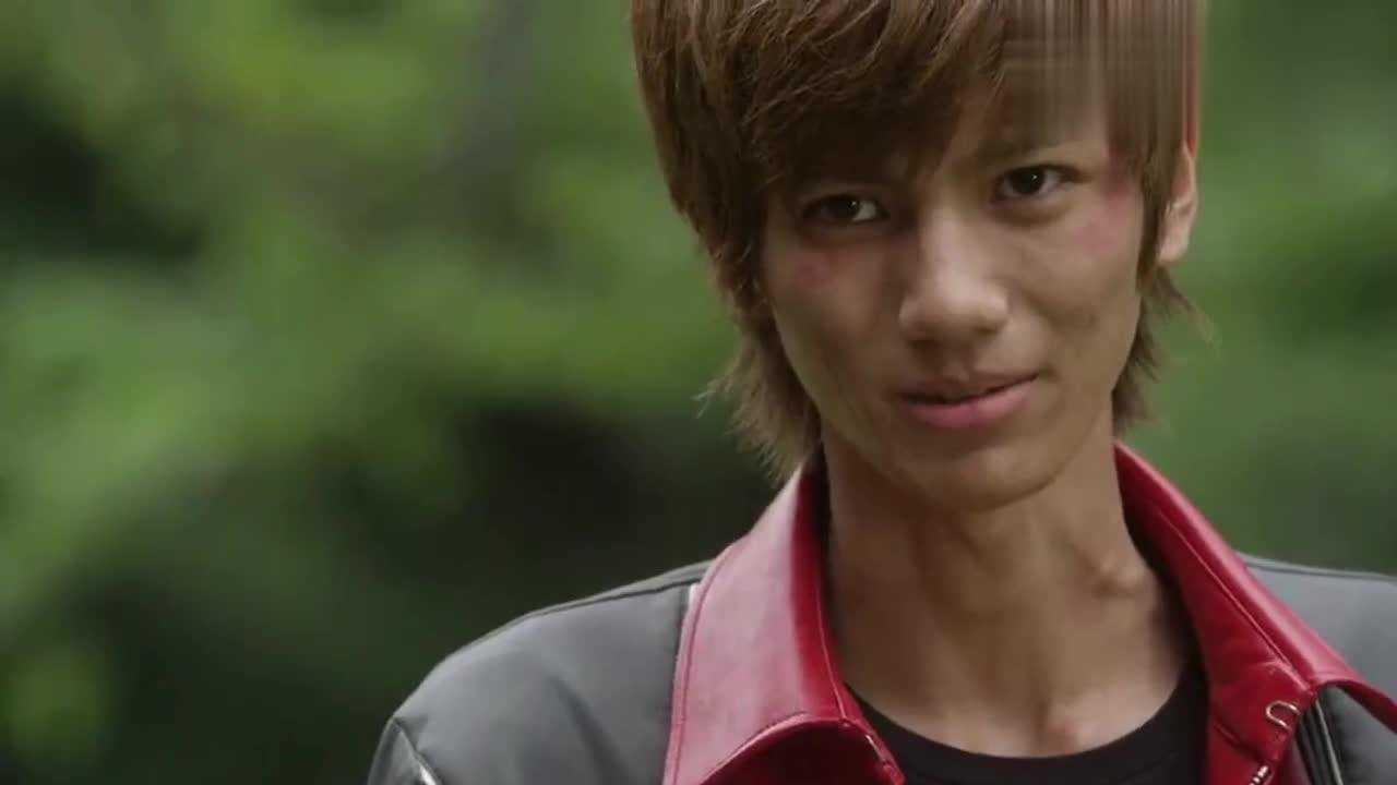 银河奥特曼s人间体身份猝不及防曝光女战士恍然你就是银河