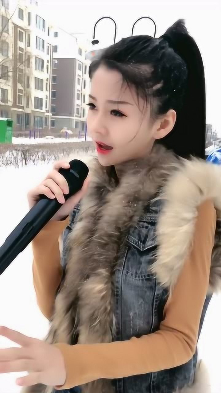 姜蕊翻唱《今夜你会不会想起我》深情演唱太好听了