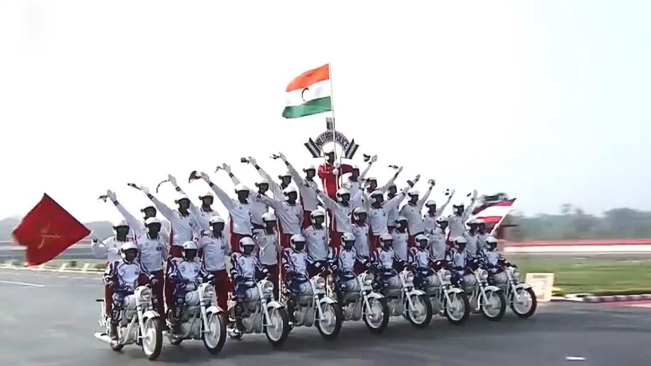 印度建军节阅兵  "开挂"方阵又来了