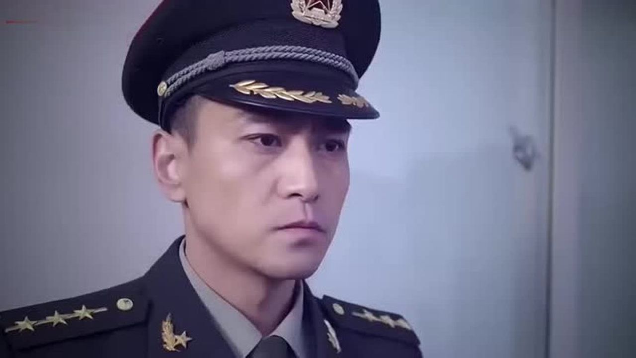 特种兵之霹雳火王星和女兵干架被教官骂走
