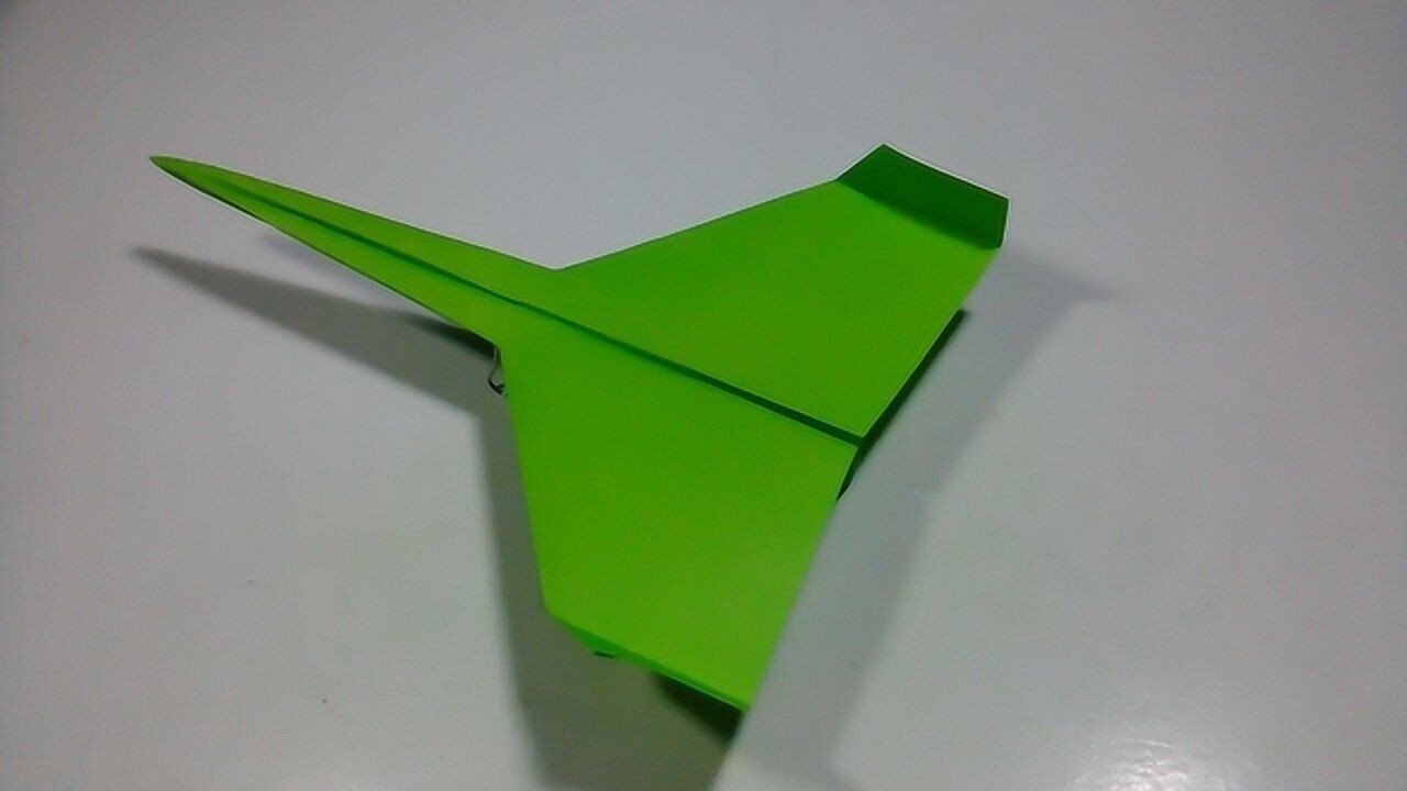 宝宝折纸飞机图片
