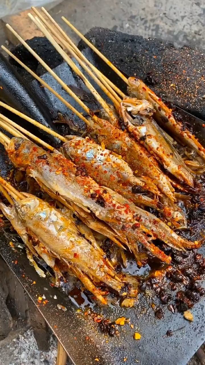 你吃过铁板小黄鱼吗?