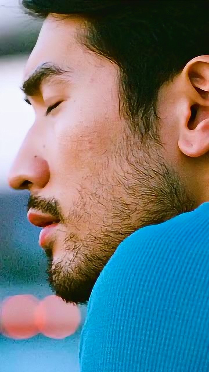 高以翔的盛世美颜这个男人笑起来真的很有感染力