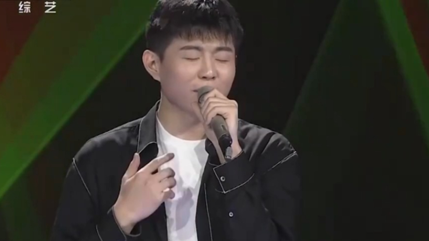 廉书宇献唱《我们都一样》,沙哑声线藏着千万个你我,听完红了眼眶_腾讯新闻