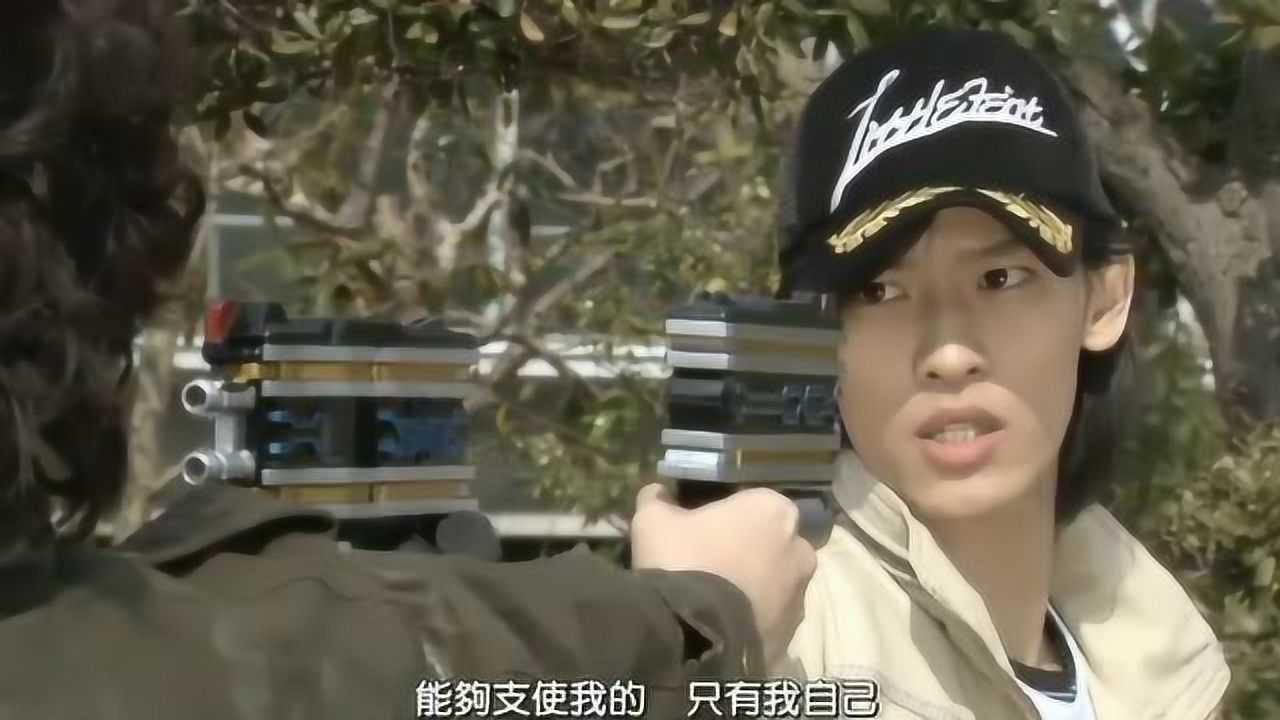 假面骑士名场面未来的海东与过去的海东一起变身大战假面骑士电王