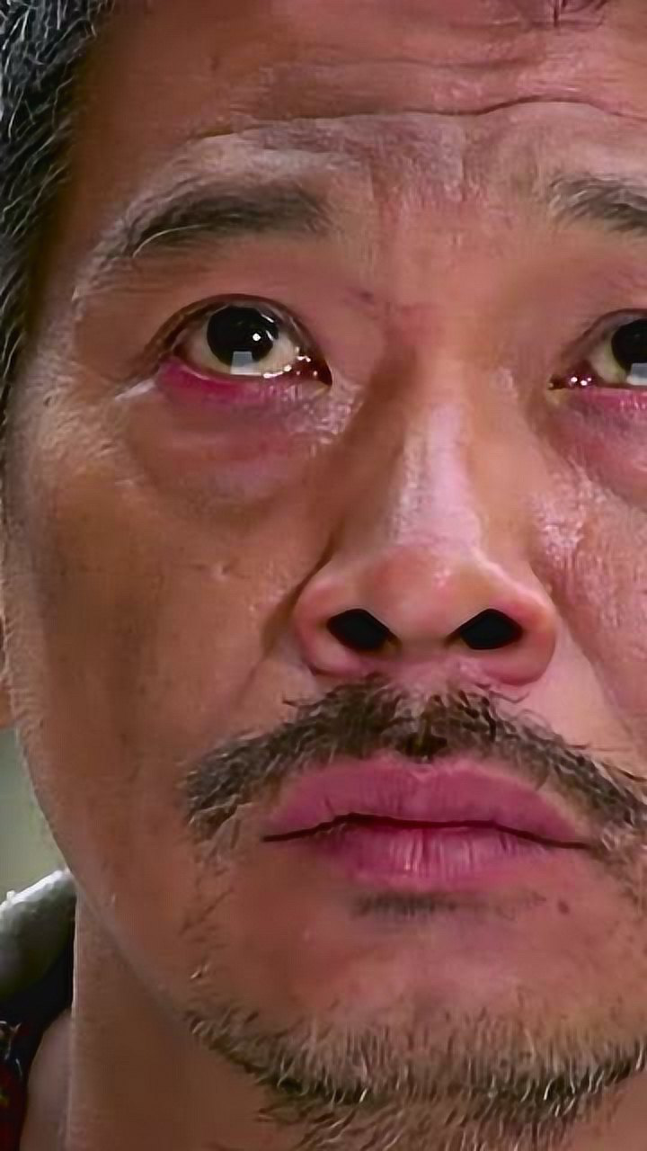 最看不了的就是吴孟达的眼泪这样的眼神令人心酸
