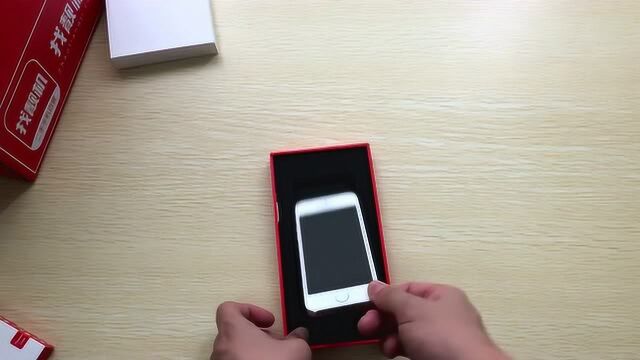 800元买来的iPhone5s开箱:依然熟悉的苹果味道!