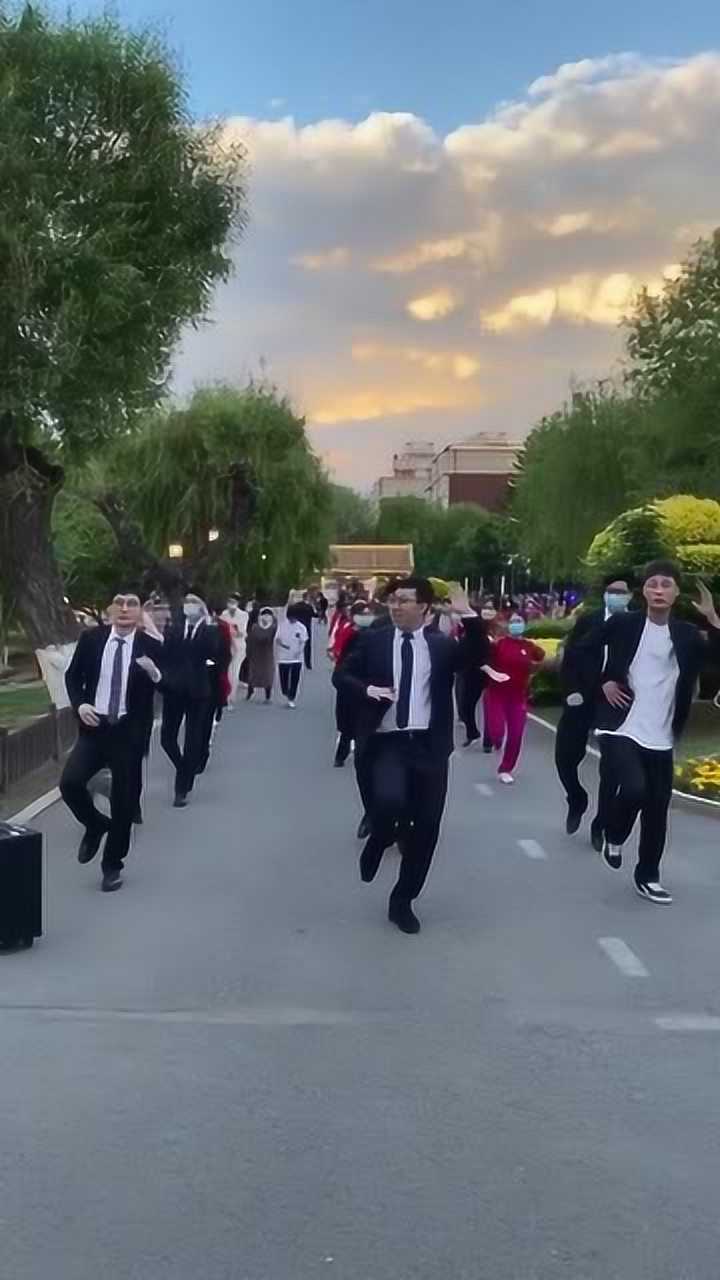 一起跳舞神仙小分队