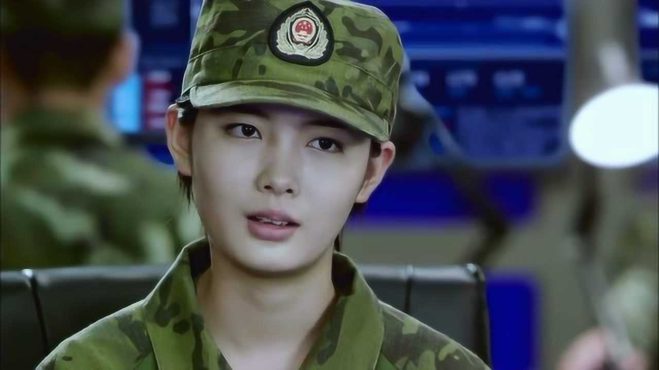 利刃出击李文希太直男竟然说自己看选美比赛这下草莓吃醋了