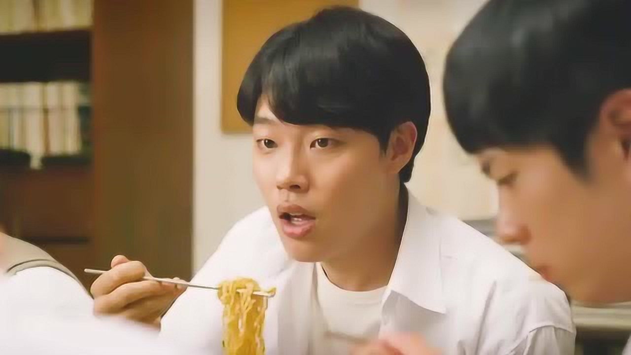 为什么韩剧里的拉面看着那么好吃,看他们吃的好香
