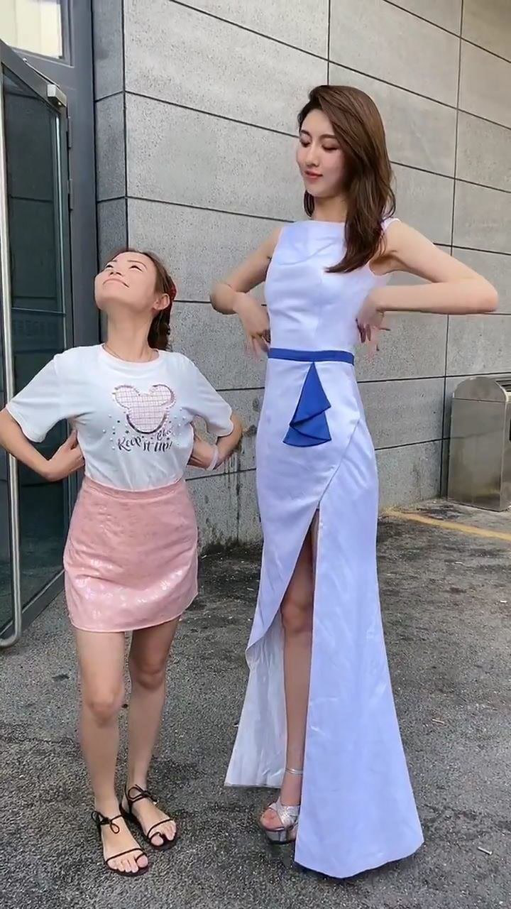 你们喜欢高个子女生还是矮个子女生,各有各的好处!