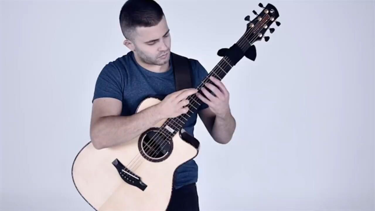 牛人吉他击弦演奏《土耳其进行曲》演绎经典